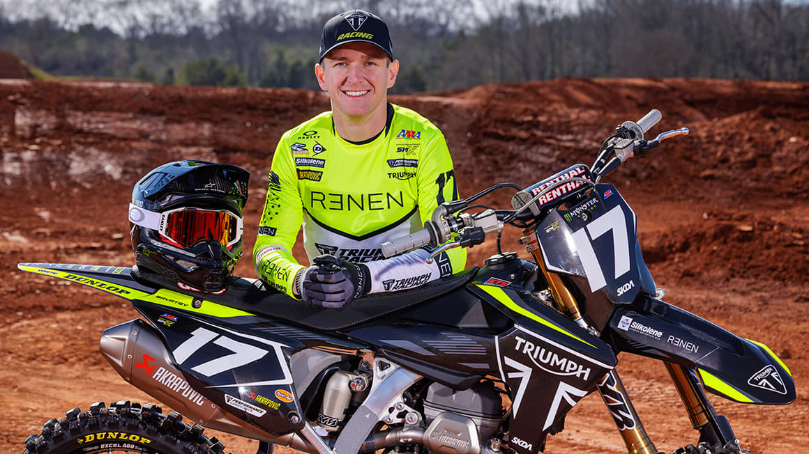 Professional dirt bike racing sale